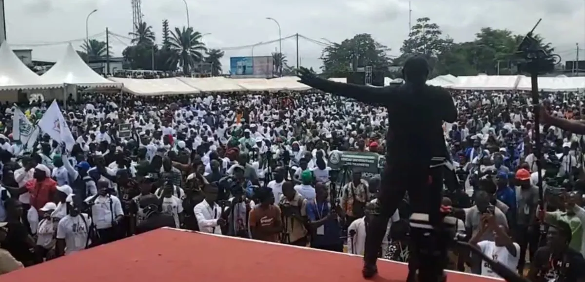 Présidentielle en Côte d’Ivoire : l’opposition défie le pouvoir dans la rue